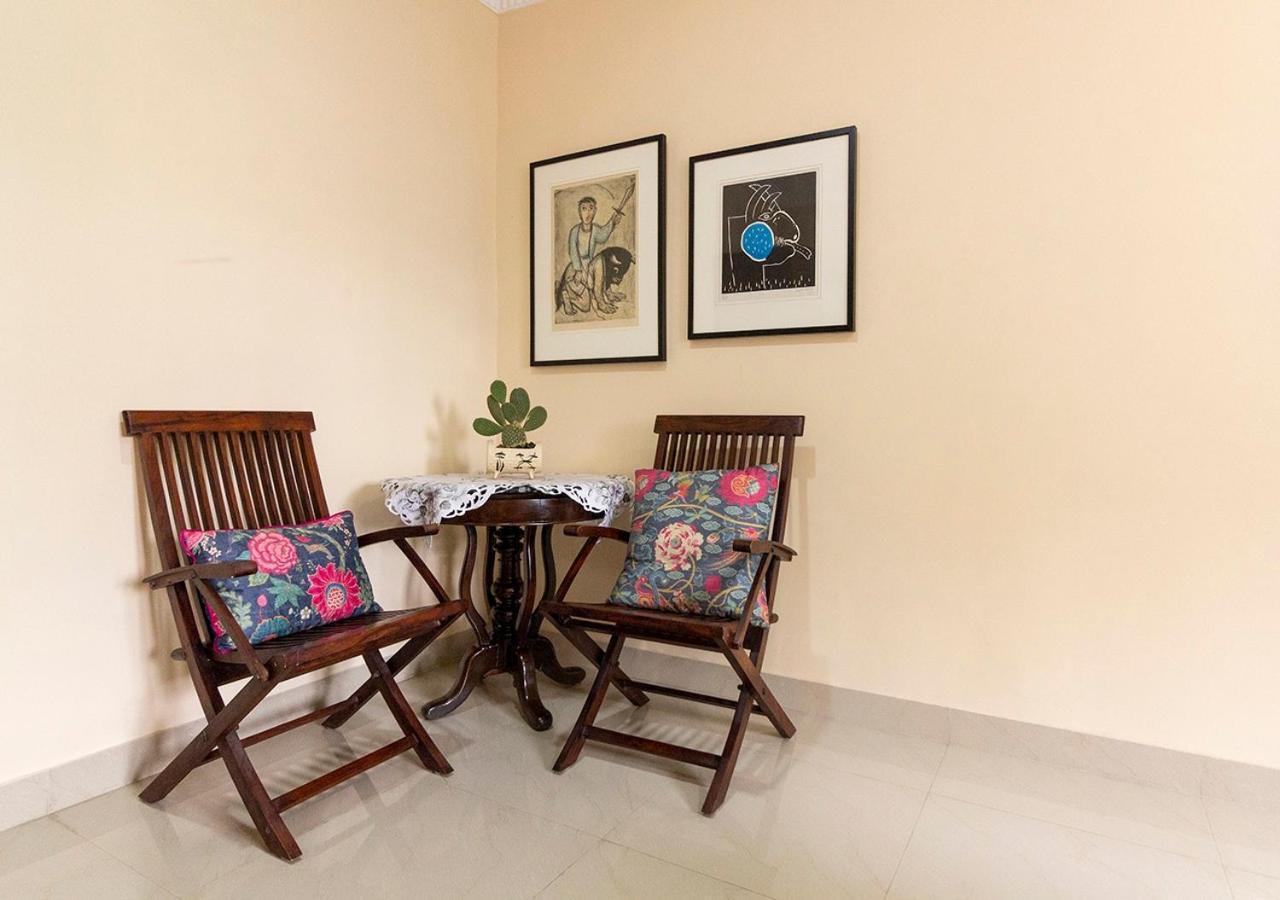 Neelam Bed & Breakfast Kalkutta Exterior foto
